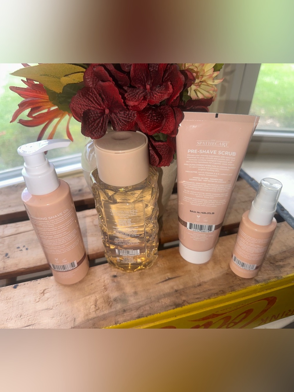 The Spathecary Vanilla Crème Collection~Body Wash, Shave Oil, Scrub, Serum ~ New - Picture 6 of 6